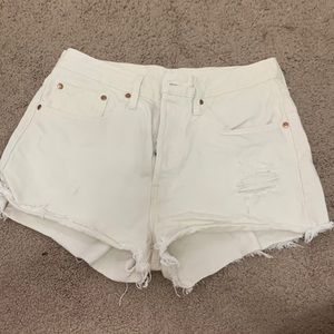 Levi’s 501 cream denim shorts